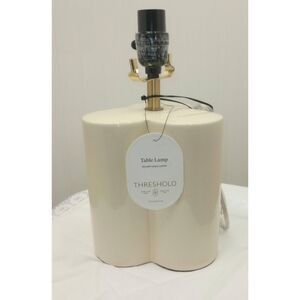 New with Tags Threshold beige multi-lobe abstract table lamp no shade lamp only
